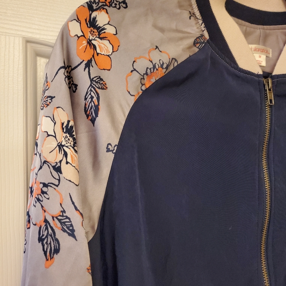 Lightweight jacket - Picture 2 of 4